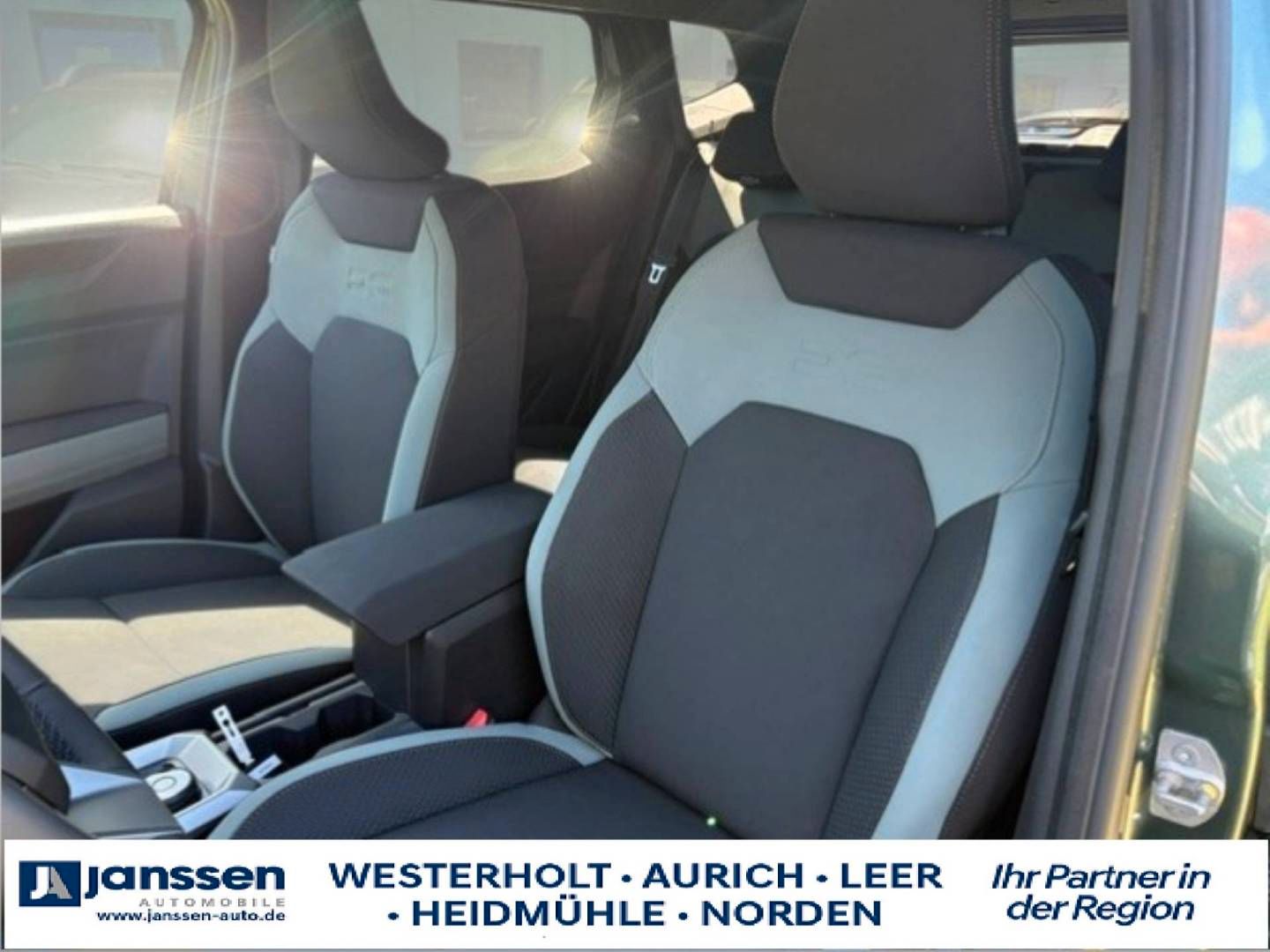 Fahrzeugabbildung Dacia Duster Extreme hybrid-G 150 4x4