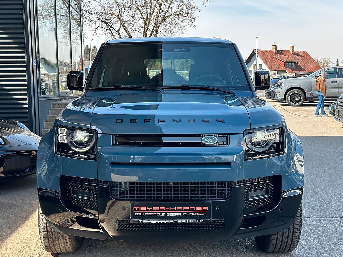 Land Rover Defender 110 D200 AWD X-Dynamic SE Aut. imagem 3