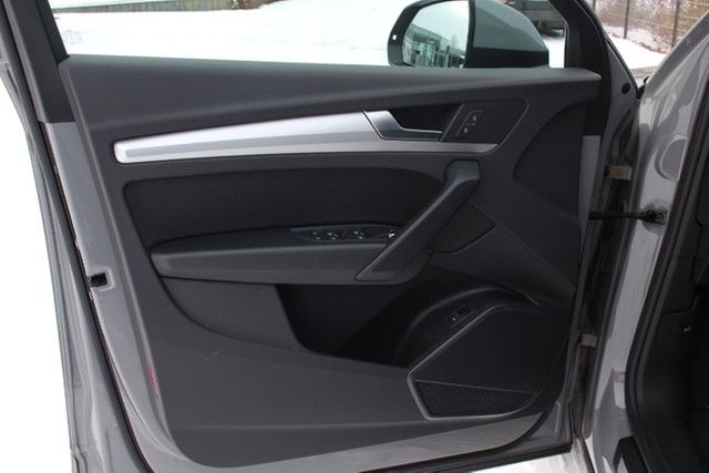 Q5 40 TFSI quattro S line LED+RFK+AHK+NAVI