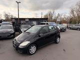 Mercedes-Benz A 160 1.5 KLIMA/ALWETTER/SHZ/NAVI/ - Mercedes-Benz A 160 in Frankfurt (Main)