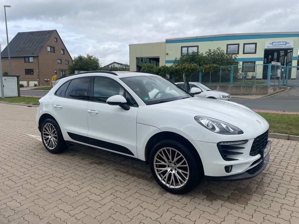 Image of Porsche Macan