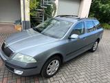 Skoda Octavia Combi 1.9 TDI/Klima/Schiebedach/PDC - Skoda Octavia aus 2005 mit Diesel-Antrieb