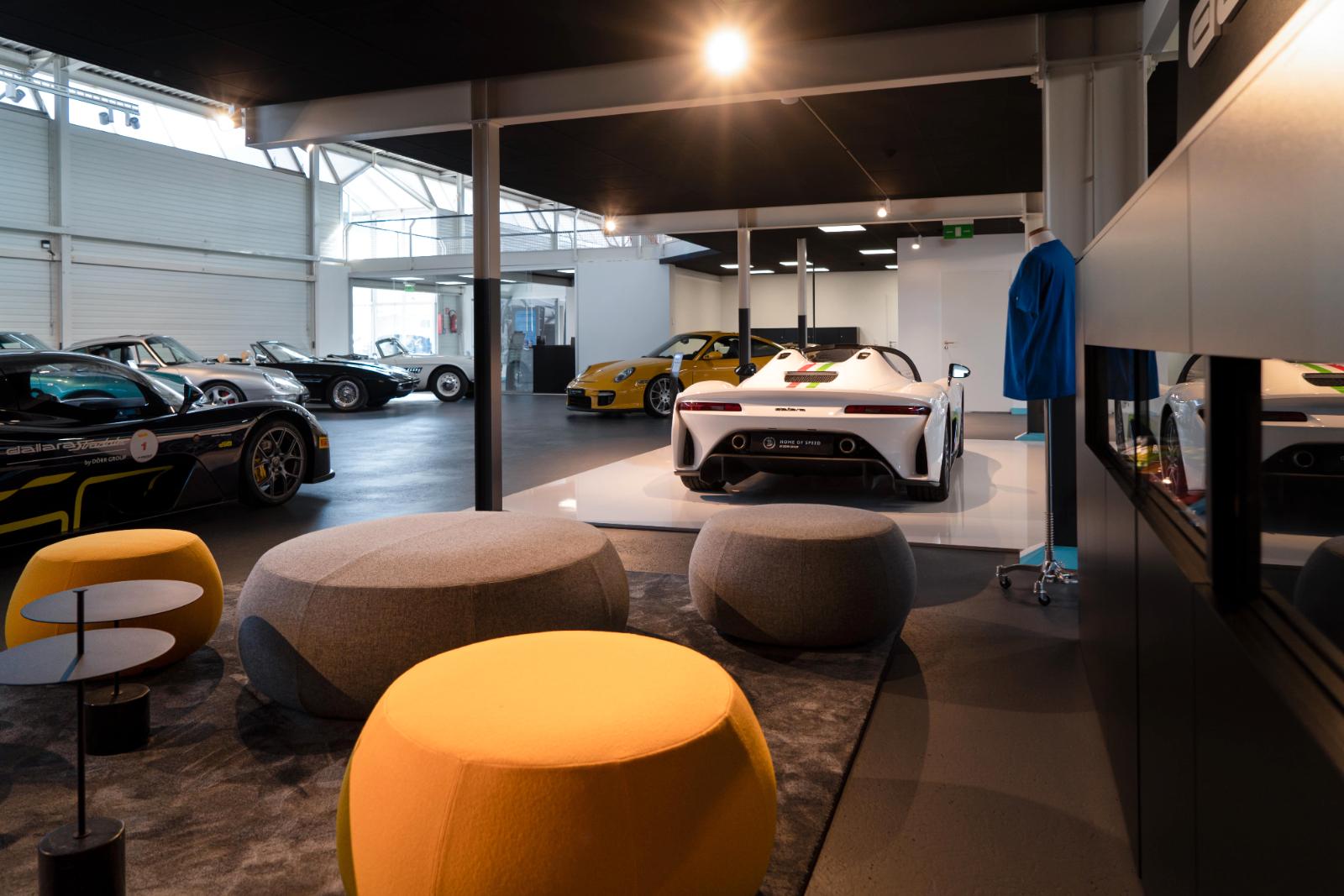 showroom-image-bottom