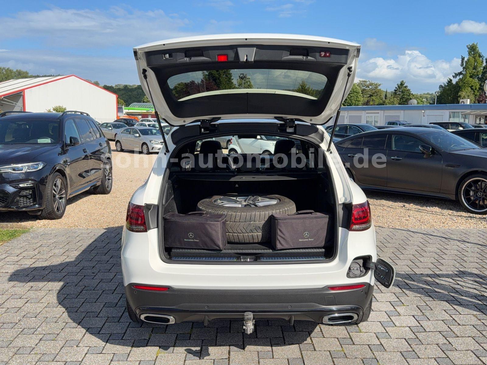 Mercedes-Benz GLC 300 e 4M AMG-Line/Pano/Distro/Night/Wide/AHK
