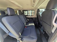 Fahrzeugabbildung Trafic Combi L2H1 3,0t Evolution 8 Sitzer 2.0 BL