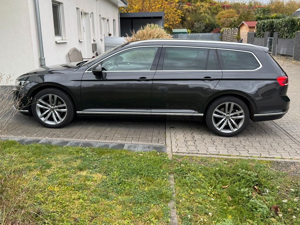 Image of Volkswagen Passat Variant
