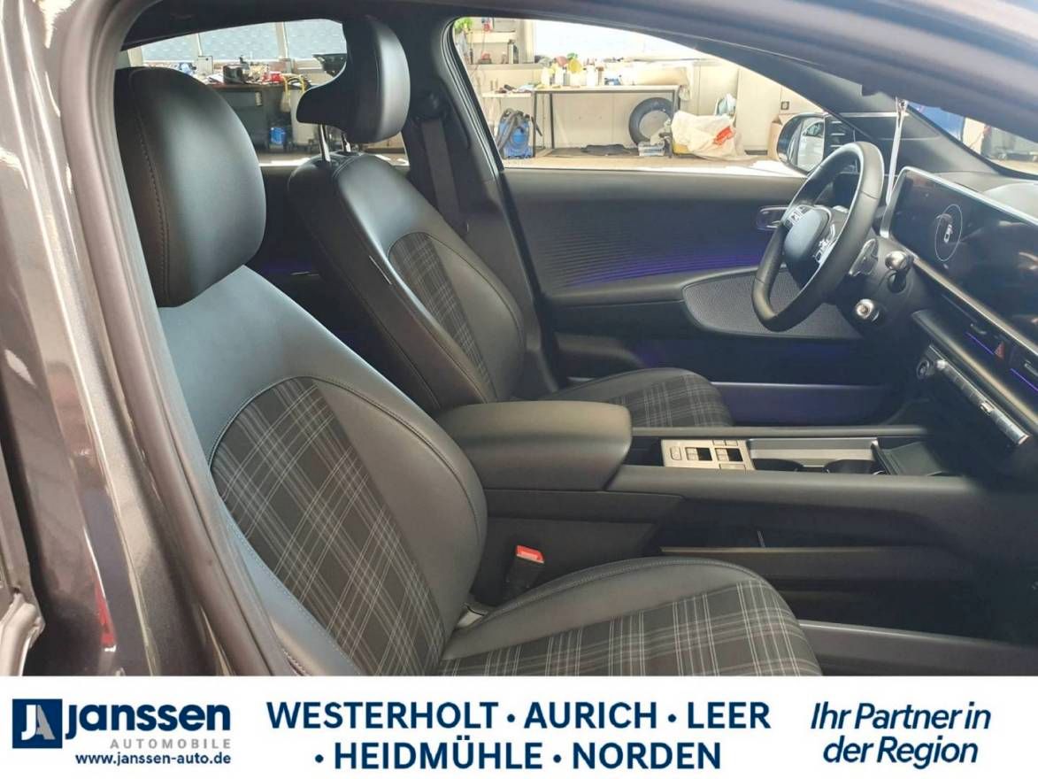 Fahrzeugabbildung Hyundai IONIQ 6 77,4kWh Batt. First Edition/Allrad/Autom