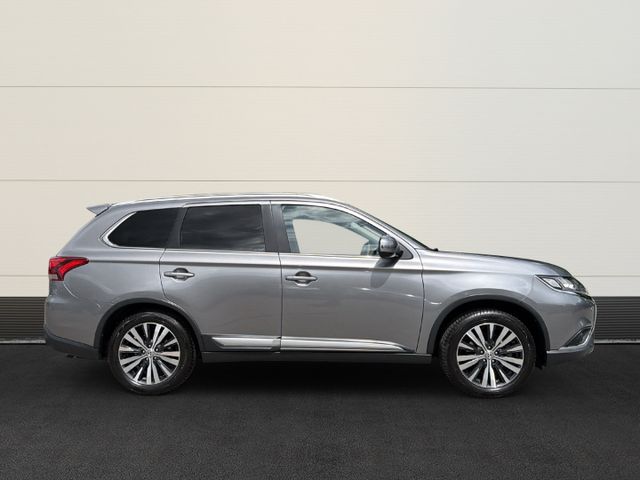 Mitsubishi Outlander Edition+ 2WD+LED+AHK+Carplay+Leder+Len