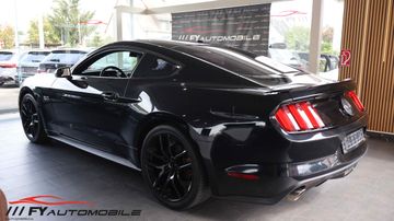 Ford Mustang - 3