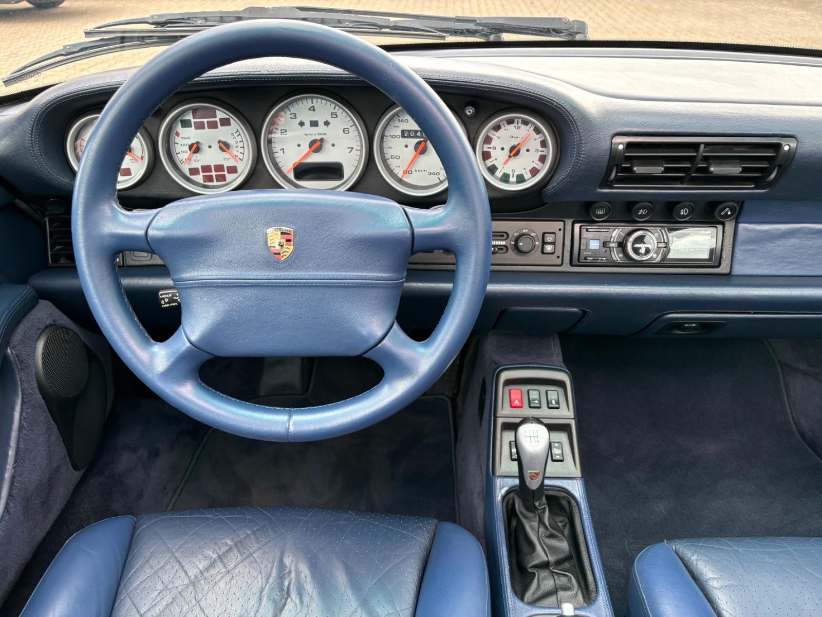 Porsche 911 / 993 Carrera 4 Coupe NOTE 2+ DE FAHRZEUG