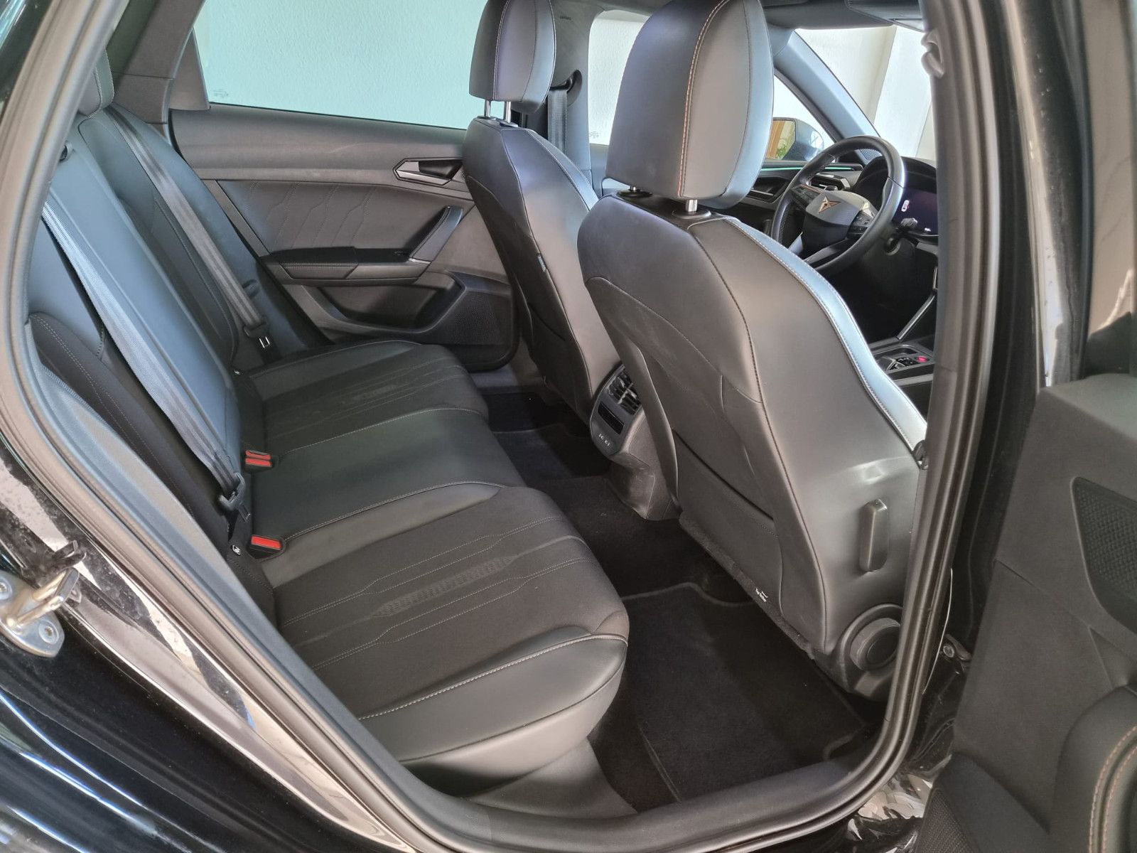 Fahrzeugabbildung CUPRA Leon Sportstourer / LED / KAMERA / GEPFLEGT