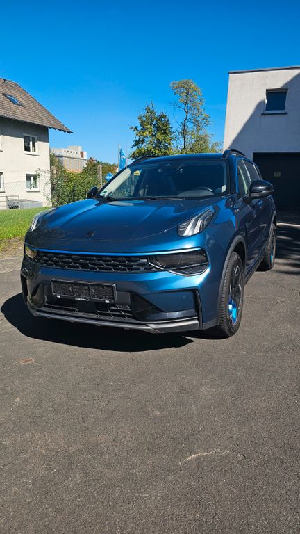 Image of Lynk&Co 01