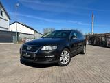 Volkswagen Passat Var. 1.8 TSI DSG Highline XENON*KAM*AHK - Volkswagen aus 2010: Kombi