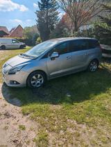Peugeot 5008  Zuverlässiger Familienwagen... - : Familienwagen