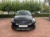 Volvo XC60 D4 Momentum Geartronic - Volvo XC60: Schwarz