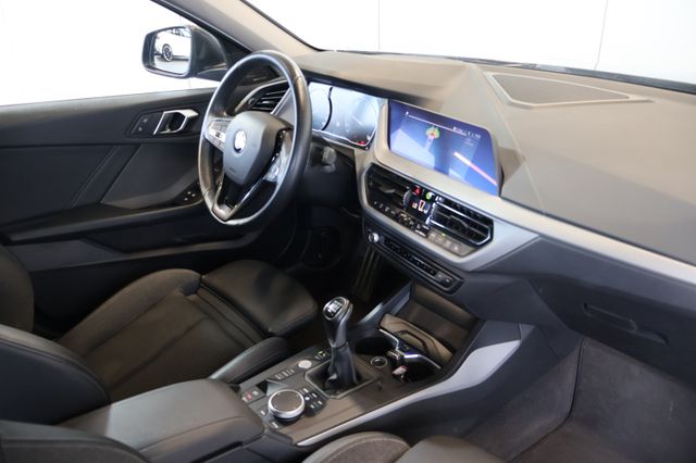 BMW 118 d HK+LANE+PDC+17"+AHK