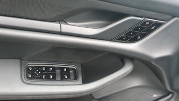 صورة مصغرة 11 لـ 2020 Porsche TAYCAN