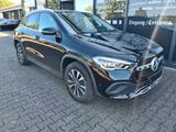 Mercedes-Benz GLA 200d 4Matic - NAVI - LED - AHK - CAM - - Mercedes-Benz GLA 200 Gebrauchtwagen in Frankfurt