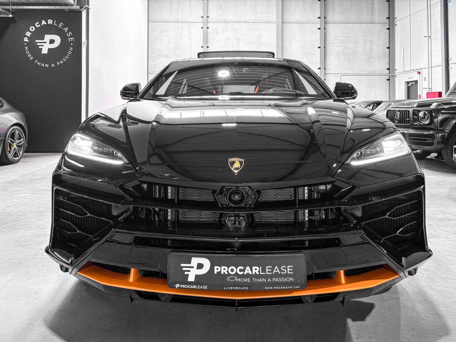 Lamborghini Urus URUS SE/NEW 2025/ STOCK AVAILABLE DIRECTLY imagem 2