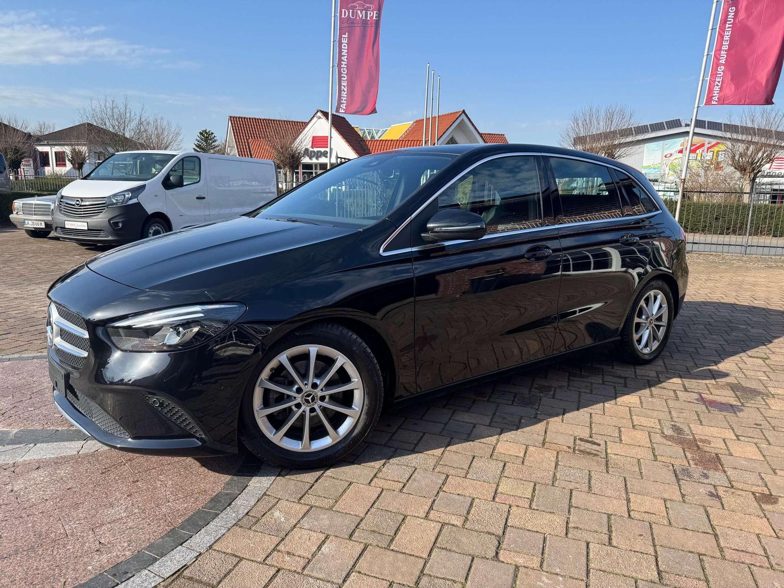 Mercedes-Benz B 200 B 200 AHK Panoramadach Infotainment-Paket 