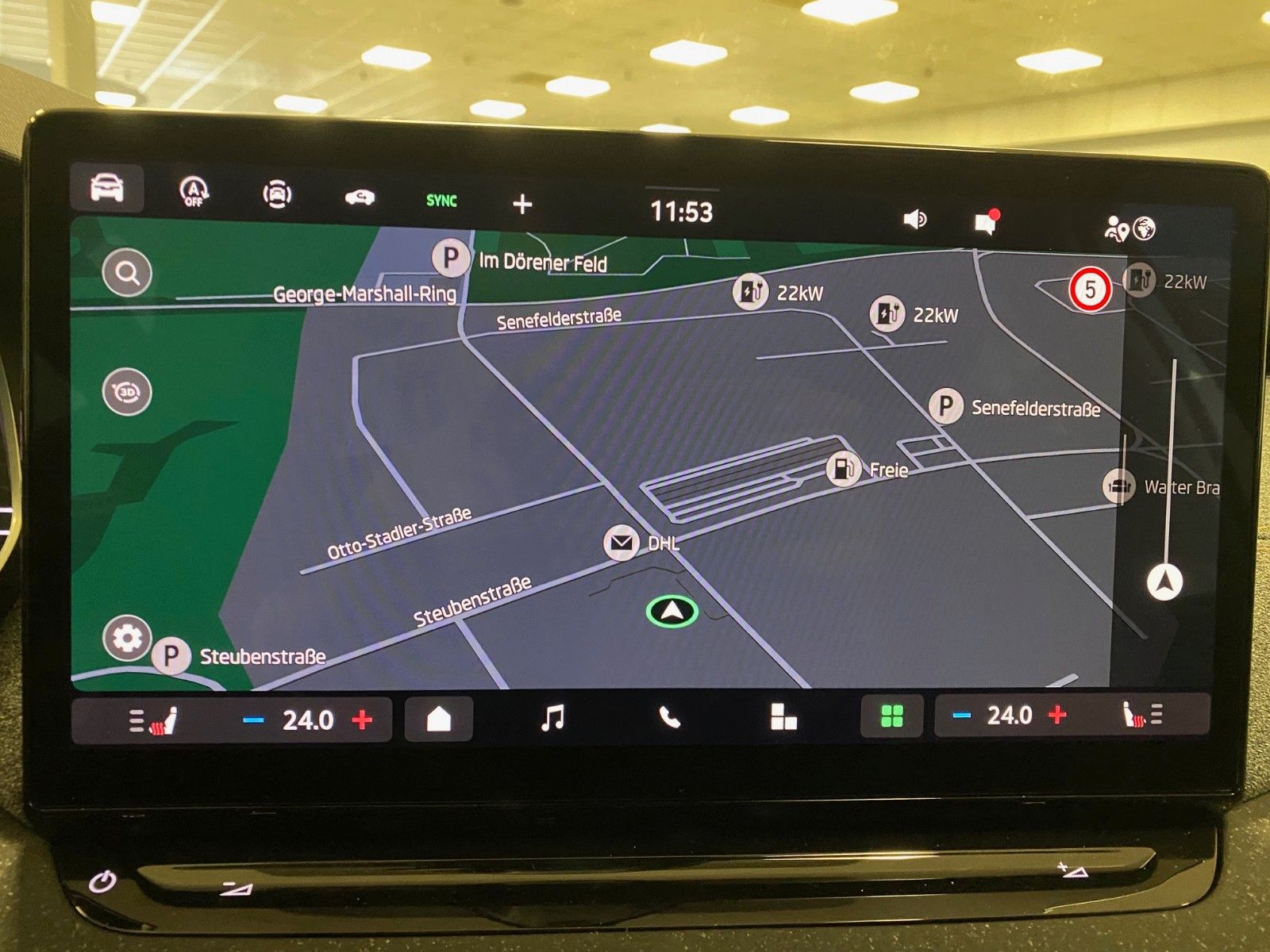 Fahrzeugabbildung SKODA Octavia 1.5 TSI MHEV 110kW DSG Selection+Matrix+