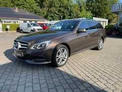 MERCEDES-BENZ E 350 d T NAVI+STANDHEIZUNG+LED+LEDER+AIRMATIC