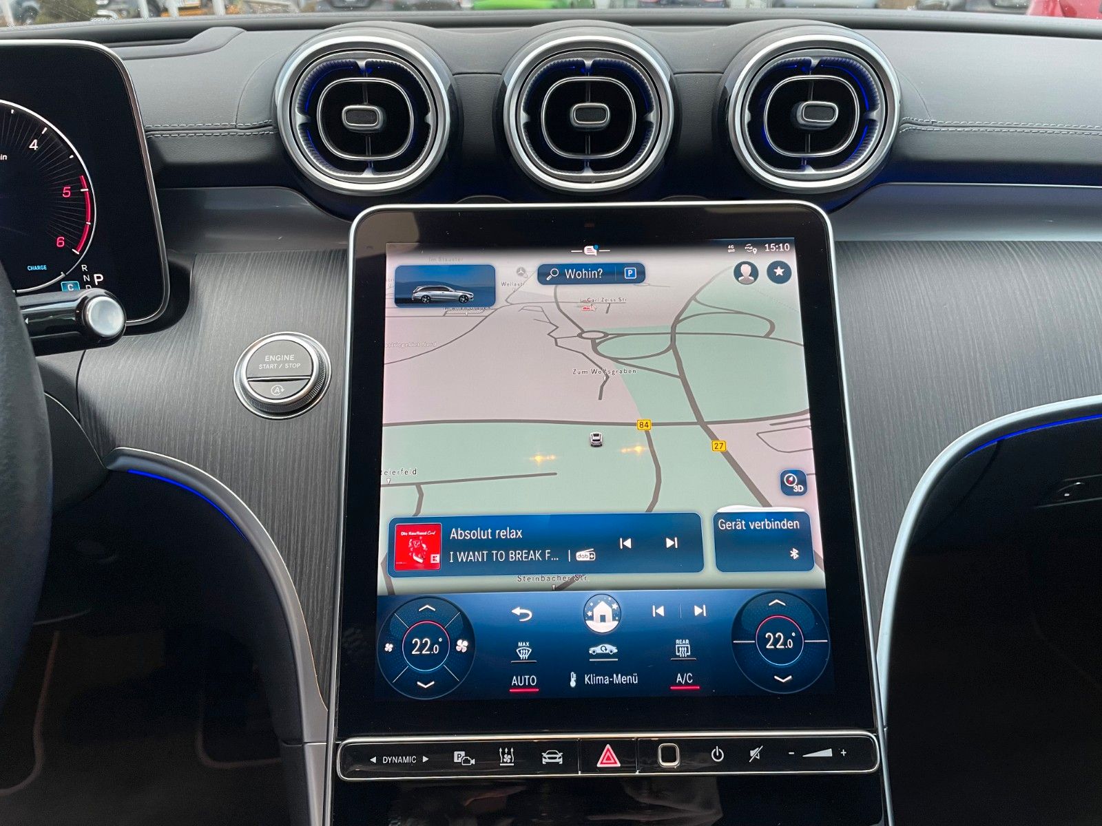 Fahrzeugabbildung Mercedes-Benz C 220 d T AVANTGARDE AHK+HUD+360°+STDH+DISTR