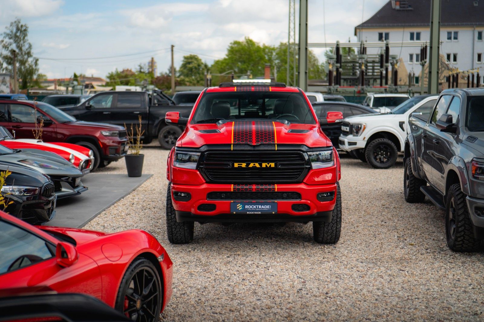 Fahrzeugabbildung Dodge RAM 5.7 V8 HEMI 4x4 LARAMIE LPG Offroad-Bodylift