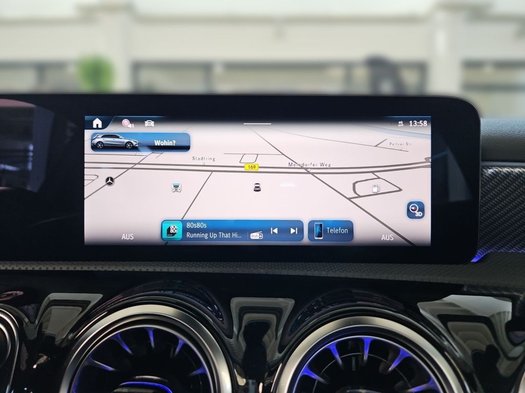Fahrzeugabbildung Mercedes-Benz A 180 Progressive Navi LED SpurH SHZ KeyLess KAM