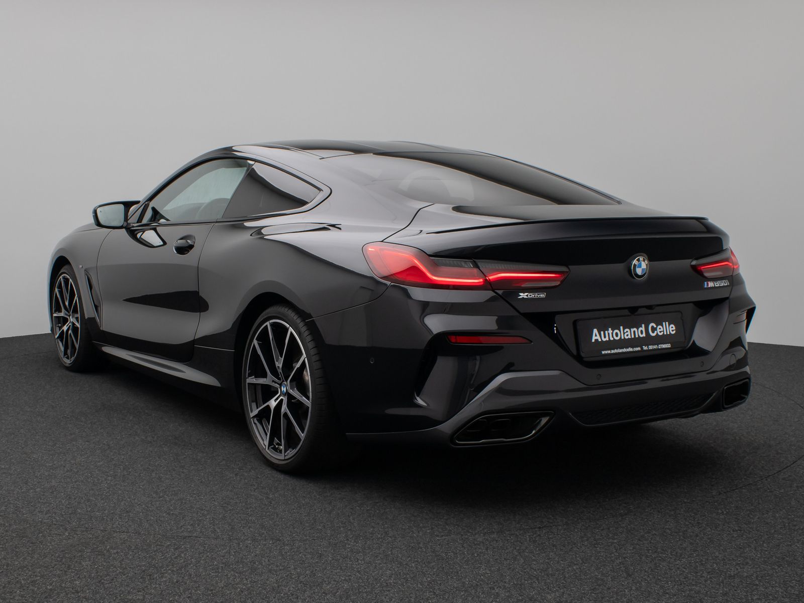 Fahrzeugabbildung BMW M850i xD Coupé 360°Laser HUD SoftCl Komfort 20"