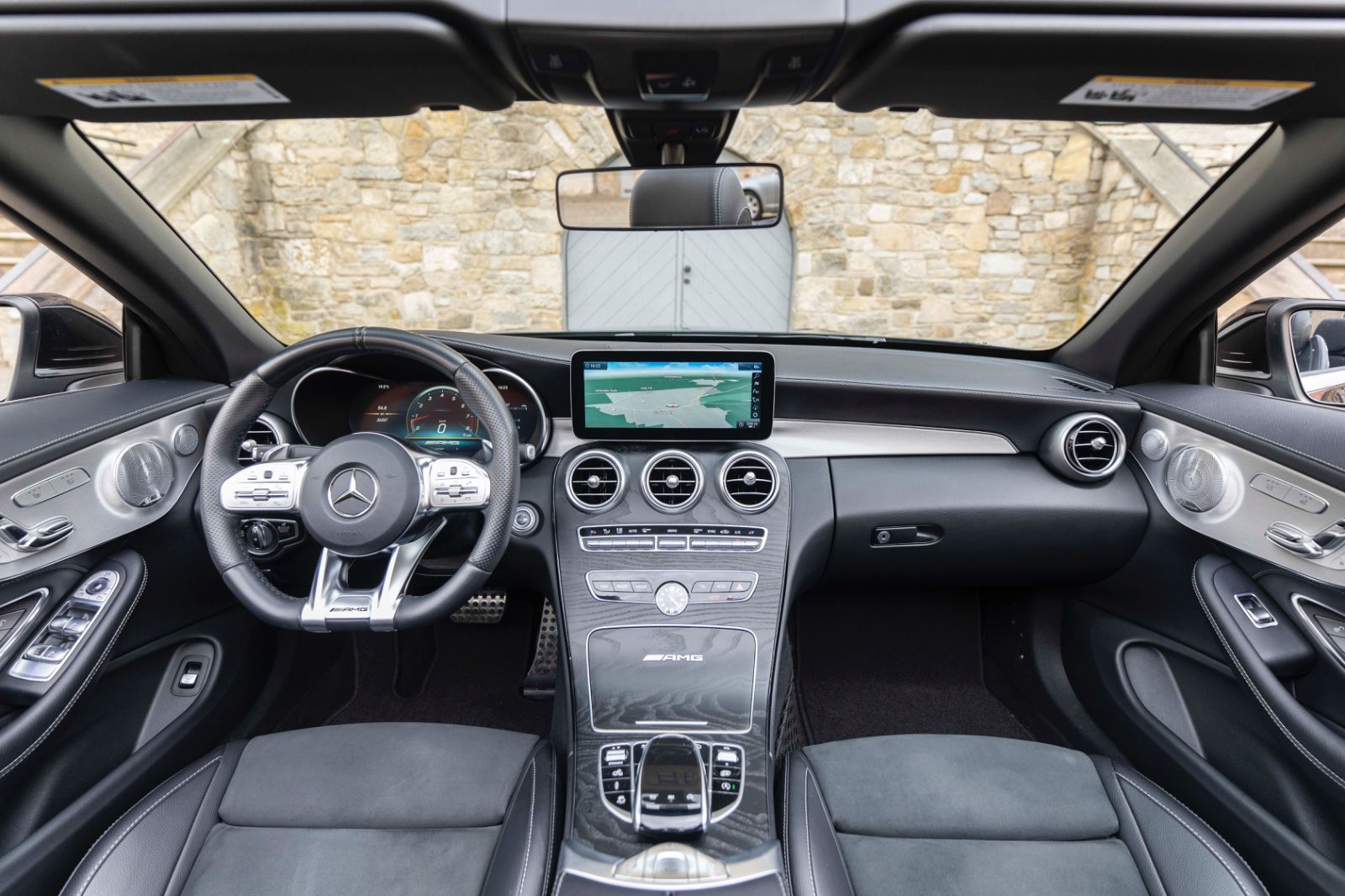 Fahrzeugabbildung Mercedes-Benz C 63 AMG  CABRIO AMG LED BURMESTER NAV KAMERA