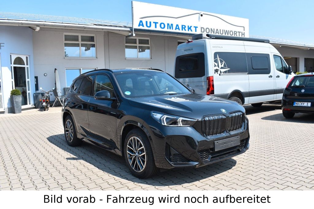 Image of BMW iX1
