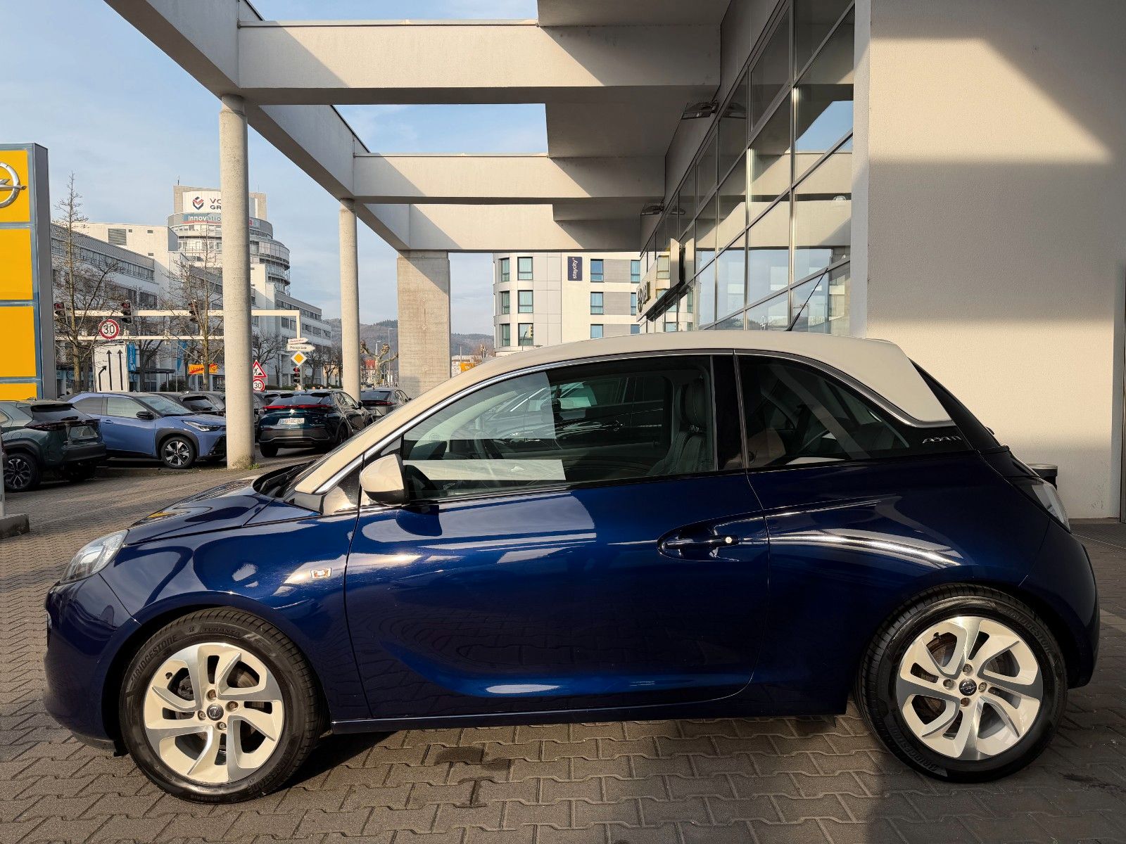 Fahrzeugabbildung Opel Adam Jam 90PS IntelliLink/PDC!