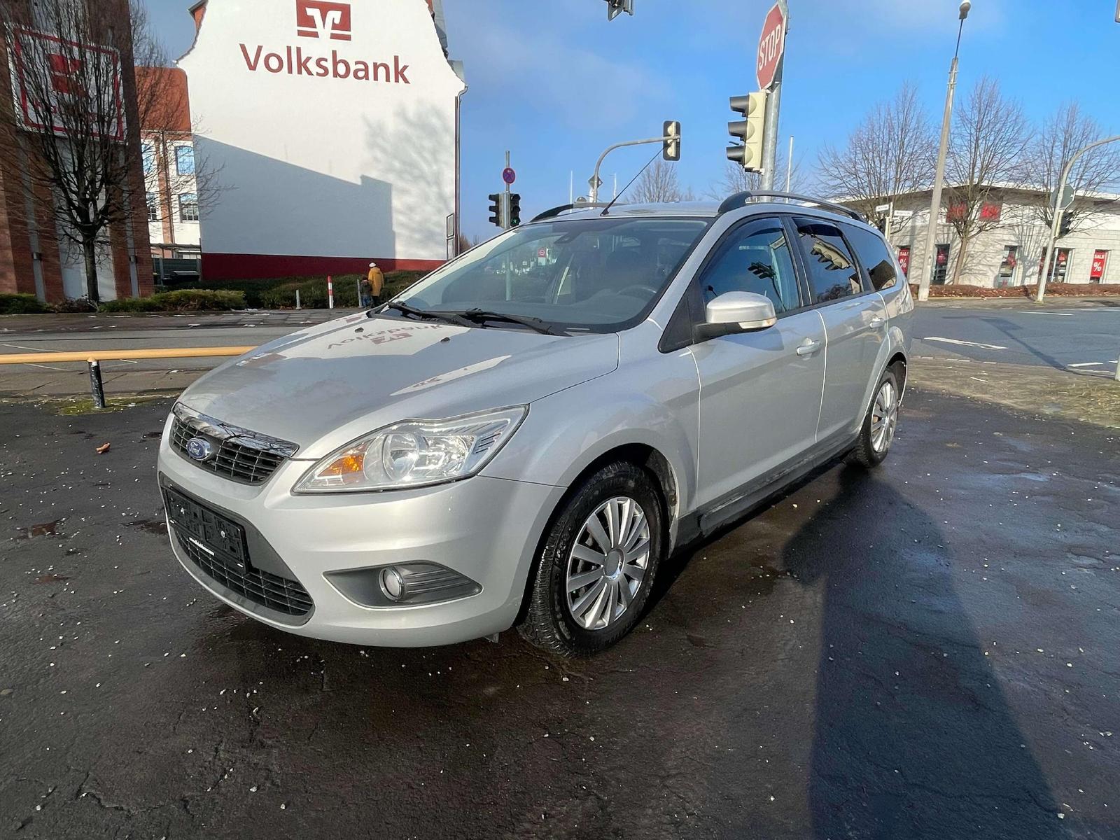 Ford Focus STYLE*2-HAND*KLIMA*PDC*AUX*TÜV/AU*02/2028*