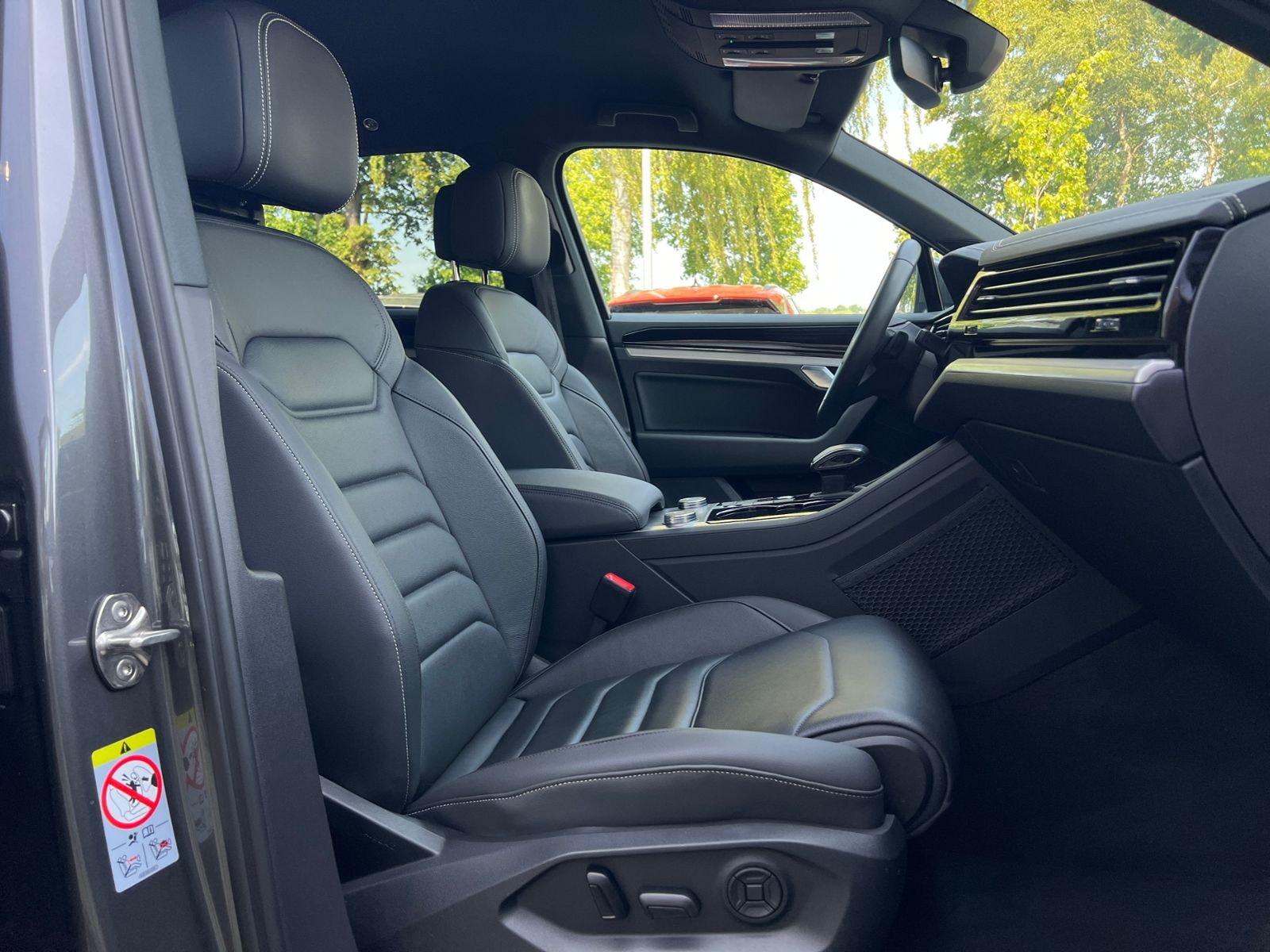 Fahrzeugabbildung Volkswagen Touareg 3.0 V6 TDI 4MOTION *Luftfederung, AHK, L