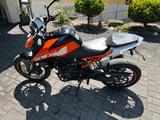 KTM Duke 125 - NAKED BIKE VON 81 BIS 125 CCM