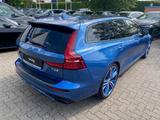 Volvo V60 T6 R Design AWD HUD PANO 360° nur an Händler - gebrauchte Volvo Kombis