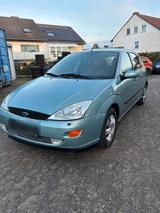 Ford Focus 1.6 Ghia - gebrauchte Ford Focus aus dem Jahr 1999