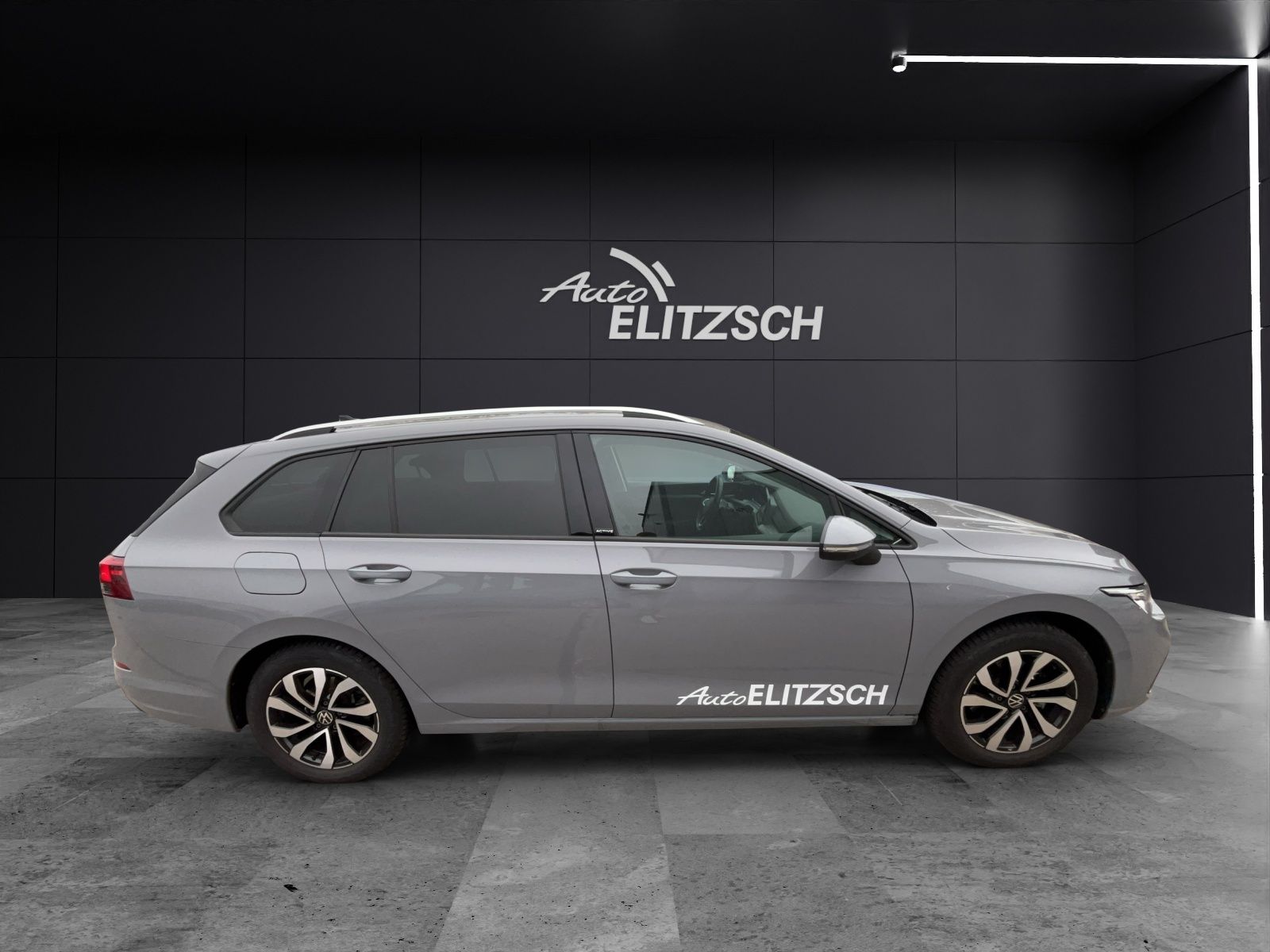 Fahrzeugabbildung Volkswagen Golf VIII Variant eTSI Active DSG LED ACC SHZ Na