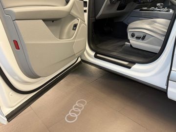 Audi Q7 - 7