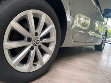 Volkswagen Golf - 4