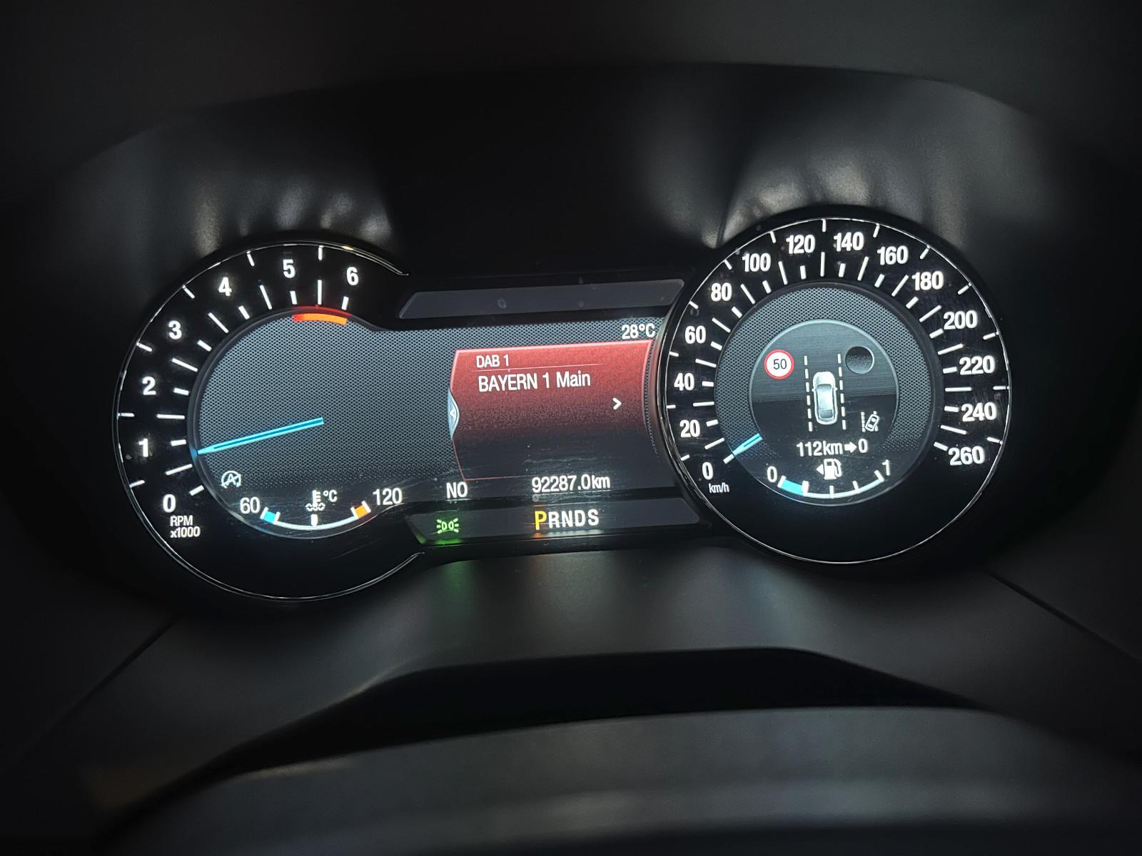 Ford EdgeST-Line4x4-360Kamera-PDC2-LED-Navi-4SHZ-DAB-