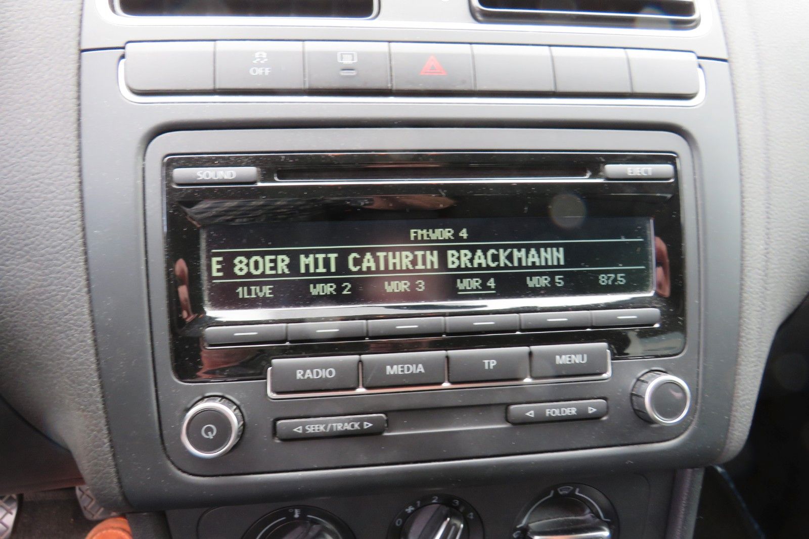 Fahrzeugabbildung Volkswagen Polo V Comfortline KLIMA RADIO SCHECKHEFT
