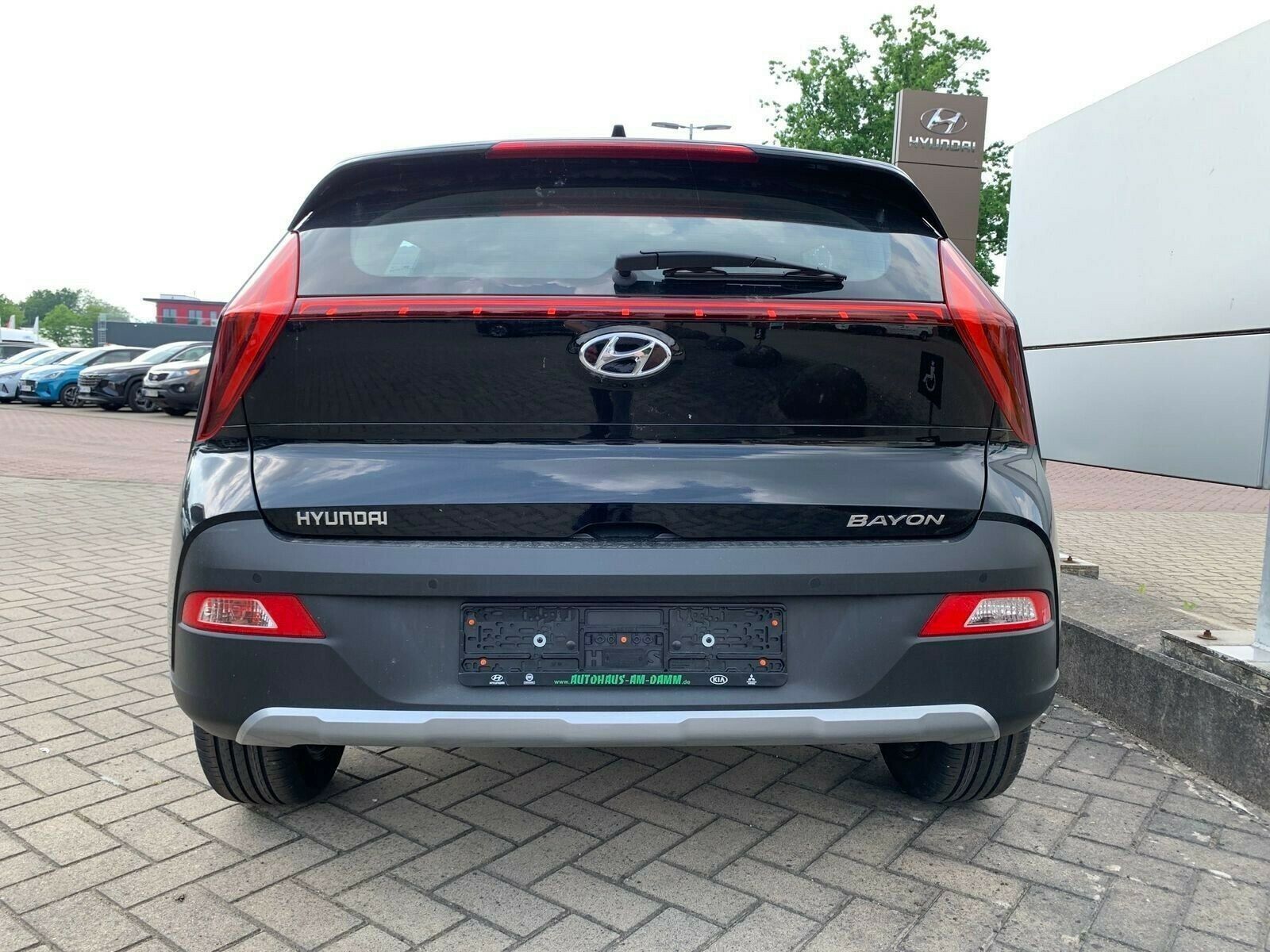 Fahrzeugabbildung Hyundai BAYON 1.0 T-GDI 48V INTRO EDITION PLUS PAKET