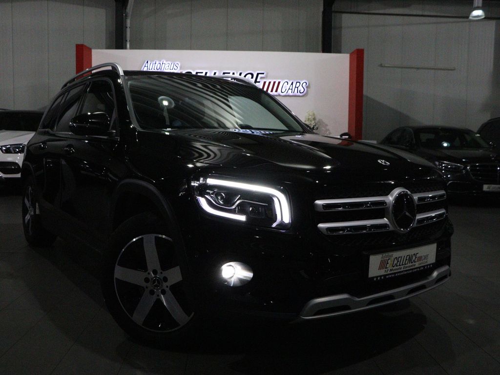Mercedes-Benz GLB 220