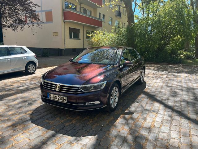 VW Passat 1.8 TSI DSG BMT Highline Highline