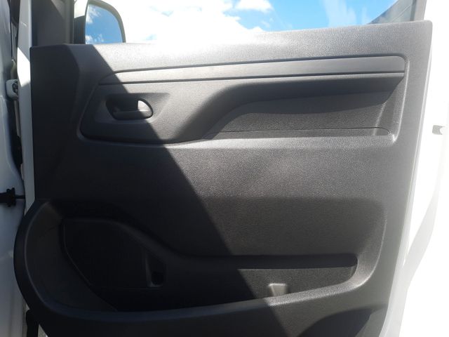 Vivaro Lang (L3). 2.0  Autom.