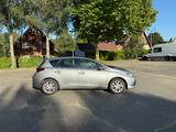 Toyota Auris Comfort 1,2-l-Turbo S/S Comfort - Toyota Auris Gebrauchtwagen in Hamburg