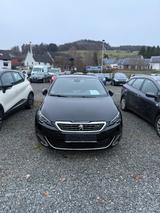 Peugeot 308 SW Allure - Peugeot 308 Allure mit Diesel-Antrieb