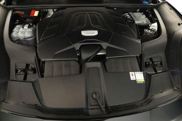 Porsche Cayenne - 8